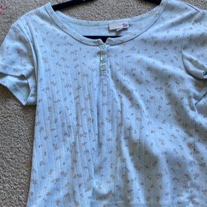 bundle of 3 crop tops